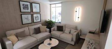 Venta casa, Valle de los Chillos, a pocas cuadras del Supermaxi de San Gabriel YC