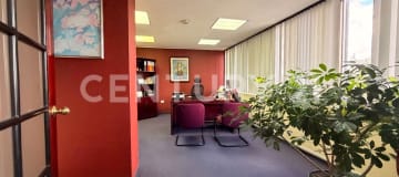 Oficina en venta 5to piso frente a Parque La Carolina