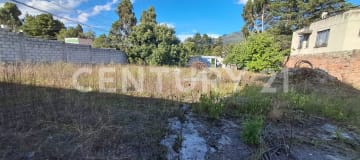 Terreno en urbanización privada en Valle de Los Chillos
