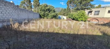 Terreno en urbanización privada en Valle de Los Chillos
