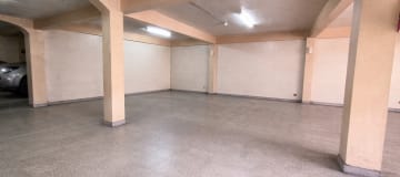 Local comercial en Av. Las Esclusas - 98m² de alta visibilidad