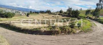 Terreno de 2500m² en Samanga-Ambato con vista panorámica