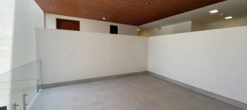 JB Hermosa Suite con Balcón en Cumbayá