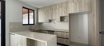 JB Hermosa Suite con Balcón en Cumbayá