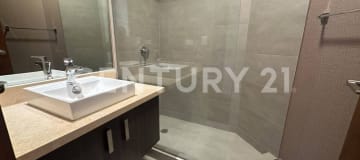 Vendo depto. 95m² en La Coruña, 2 dorms, USD 145,000
