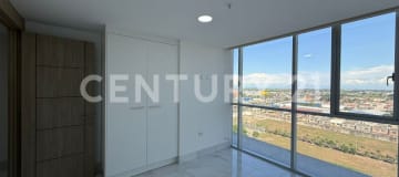 Depto. 3 dormitorios en Titanium 1, 88.94 m² + parqueo incluido