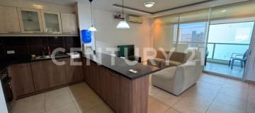 Suite moderna en Manta con vista al mar y amenidades exclusivas