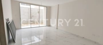 Casa 173m² en Millenium Village con 3 dormitorios