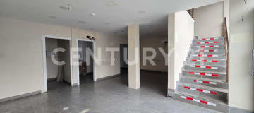 Alquiler 192m² Local Comercial en Riocentro Los Ceibos