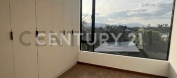 Casa moderna en Hilacril, 3 dorm, balcón y 2 parqueaderos