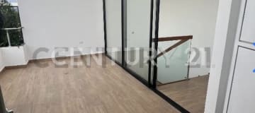 Casa moderna en Hilacril, 3 dorm, balcón y 2 parqueaderos