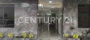 Departamento 2 dormitorios con piscina y garaje en Manta
