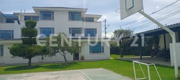 Casa en conjunto privado con piscina - $135,000