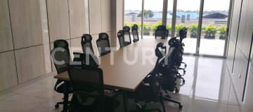 Oficinas modernas en Av. de las Américas, listas para estrenar