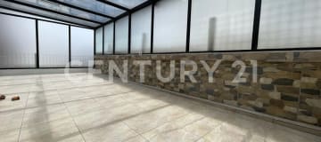 Departamento duplex con terraza en venta y excelente distribución