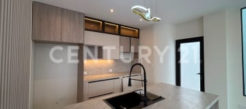 Casa en Mallorca Village, 4 dormitorios, piscina y BBQ, $215,000
