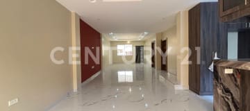 Casa 4 hab. en Villa Club Omega, piscina y $220K