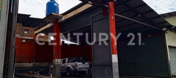 Inmueble productivo con locales, oficinas y suites en arriendo
