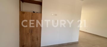 Casa lista para vivir en Los Prados, vista a piscina y áreas verdes