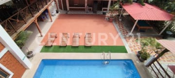 Hostería en venta a una cuadra del mar con 24 habitaciones