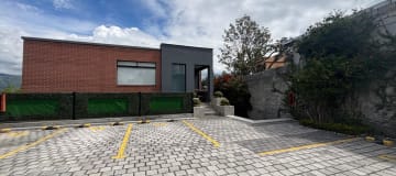 VENTA HERMOSO DEPARTAMENTO ATERRAZADO UN SOLO ANDAR - 3 DORMITORIOS -TANDA - NAYON