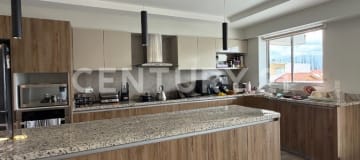 Departamento en venta en Cumbayá - 143m² en Santa Lucía