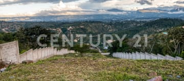 Terreno en Nayón, 4,244m², ideal para proyecto residencial