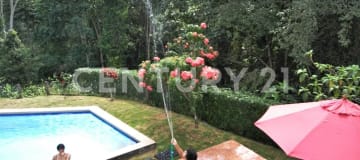 Quinta vacacional con piscina en Pedro Vicente Maldonado