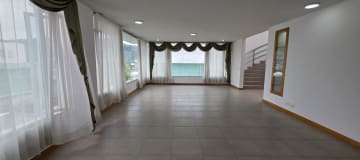 En venta hermosa Casa en Cumbayá dentro de conjunto
