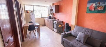 Casa rentera en venta 4 pisos en sauces 9