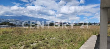 Terreno 10.627m² en Calderón, ideal para urbanizar