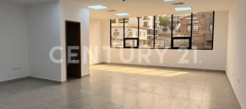 Edificio Mirage en venta: 21 oficinas en Manta