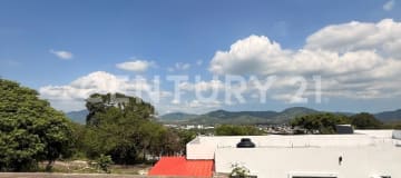 Terreno 895m² en Terrazas del Valle con vista panorámica a Portoviejo