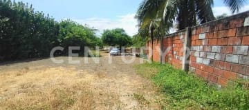 Terreno 324m² en Data - Junto a playa y Paseo Shopping