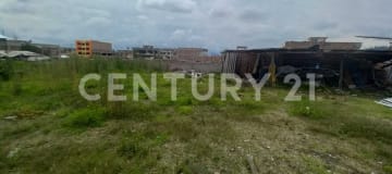 Terreno 1500m² entre Politécnica y Media Luna - ¡Oportunidad!