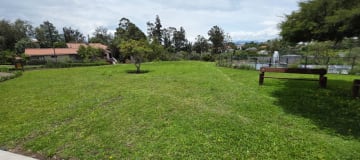 En Venta Terreno en Urbanización Privada - Sector Tumbaco