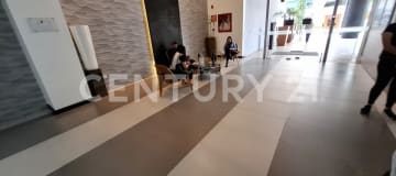 Oficina premium en Edificio Cosmopolitan, Quito - Centro Financiero
