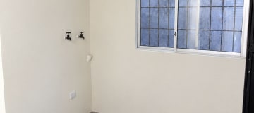 CASA DE 2 PISOS EN VENTA CDLA GUAYACANES