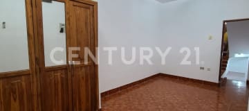 Casa residencial en Orquídeas - 3 pisos - $85,000