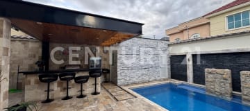 Casa de 4 hab. con piscina, jacuzzi y BBQ en 360m²