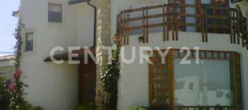 Casa independiente en Tumbaco, 168.52m², conjunto seguro