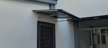 CASA EN VENTA 2 PISOS VILLAS 15 DE ABRIL-PORTOVIEJ