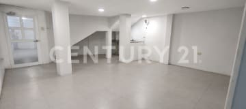 Local comercial/logístico en Av. Nicolás Lapentti, Durán - 480m²