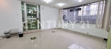 Oficina 84m² en La Mariscal, 2 plantas, centro norte Quito