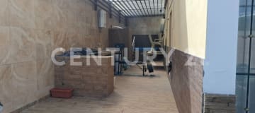 Casa en Conocoto con terraza, BBQ y seguridad 24/7