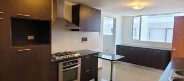 VENTA Departamento 3 dormitorios con Vista Panorámica- Granda Centeno. CW