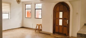 VENTA CASA RENTERA REMODELADA 375 m², 2 departamentos, 2 suites, Ciudadela Kennedy. XG_Aqt