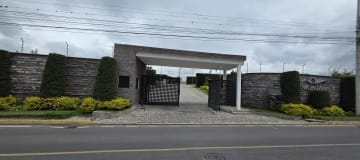 Terreno en venta en exclusiva urbanización en Puembo