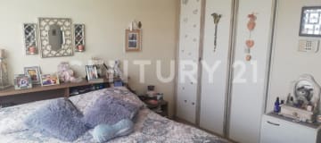 Casa en venta al norte de Quito con áreas verdes y guardiana 24/7