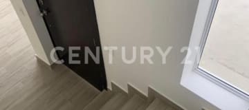 Casa en urbanización privada: 3 dormitorios, 105m² y acceso VIP